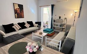Alexandra'S Apartment
